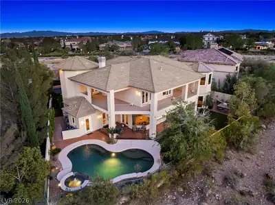 9740 Verlaine Court Las Vegas, NV 89145