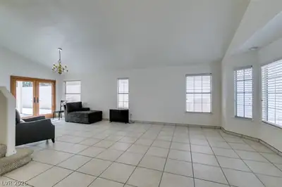 534 Baldridge Drive, Henderson, NV 89014 Living Room