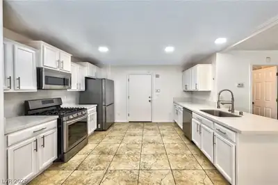 8940 Marmo Avenue, Las Vegas, NV 89148 Kitchen
