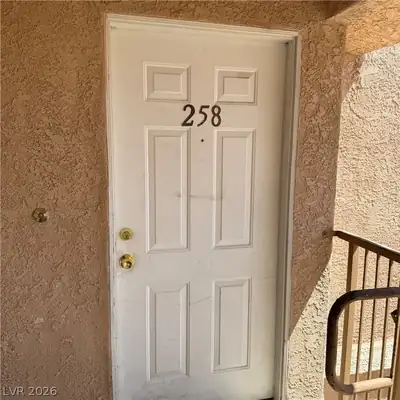 1830 North Pecos Road 258 Entry