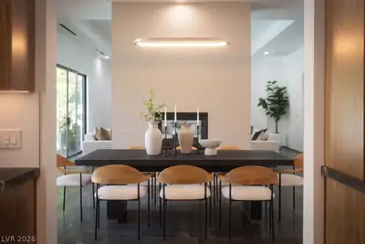 628 Edgebrook Drive, Las Vegas, NV 89145 Dining Area