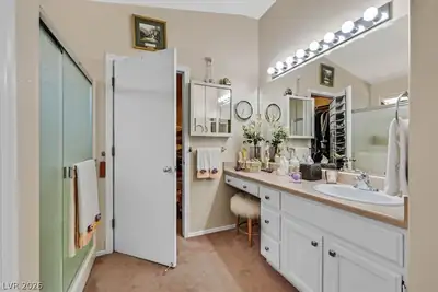 468 Bonnie Brook Place Primary Bathroom