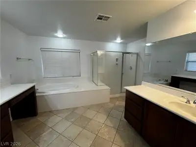 1885 Cape Cod Landing Drive, Las Vegas, NV 89135 Primary Bathroom