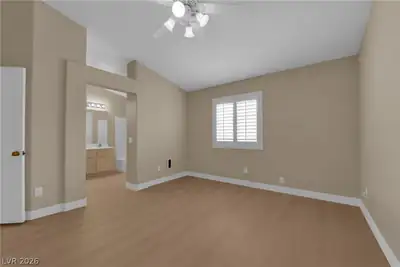 931 Horsethief Ranch Avenue Bedroom