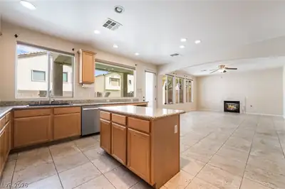 10852 Montasola Street, Las Vegas, NV 89141 Kitchen