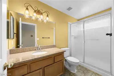 1208 Meridian Bay Drive, Las Vegas, NV 89128 Primary Bathroom