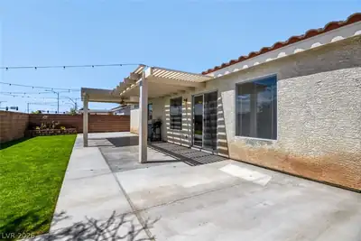 5222 Jungle Orchard Street, North Las Vegas, NV 89031 Patio