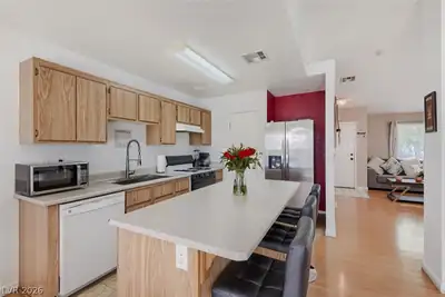 5222 Jungle Orchard Street, North Las Vegas, NV 89031 Kitchen