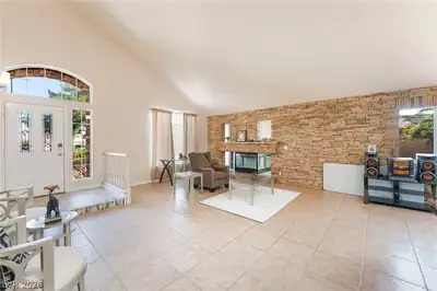2000 White Falls, Las Vegas, NV 89128 Living Room