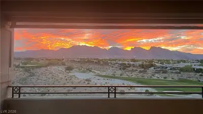 9224 Tesoras Drive 301 Balcony