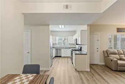 5250 South Rainbow Boulevard 1063 Kitchen