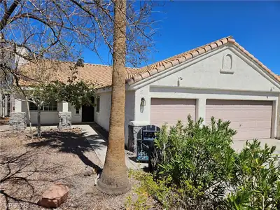101 Aruba Isle Drive, Henderson