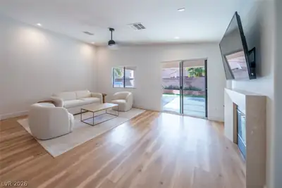 11617 Cabo Del Mesa Avenue Living Room