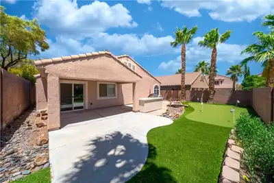 11617 Cabo Del Mesa Avenue Yard