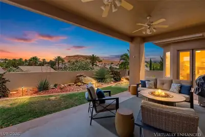 901 Crest View Drive, Mesquite