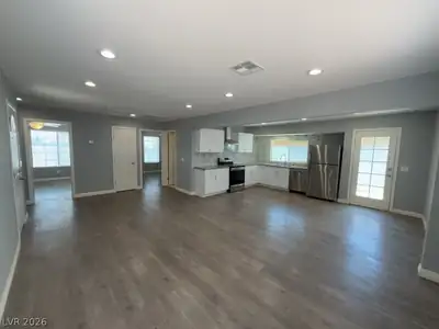 6 Brown Street Living Room