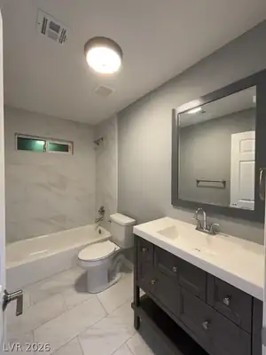 6 Brown Street Bathroom