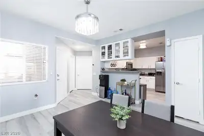 8725 West Flamingo Road 109 Dining Area