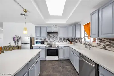 1589 Silver Mesa Way, Las Vegas, NV 89169 Kitchen