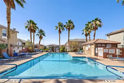 20 Hudson Canyon Street 3 Pool