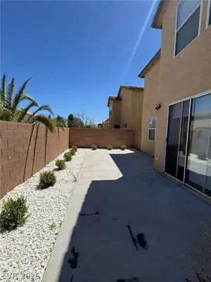 5352 Magnolia Crossing Street, Las Vegas, NV 89148 Patio