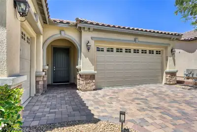 3084 Porte La Paz Avenue, Henderson, NV 89044 Front of Structure