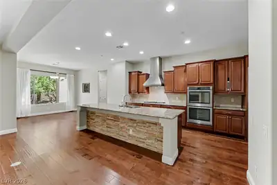 2908 Grande Arch Street, Henderson, NV 89044 Kitchen