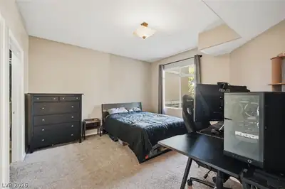 6868 Sky Pointe Drive 1053 Bedroom
