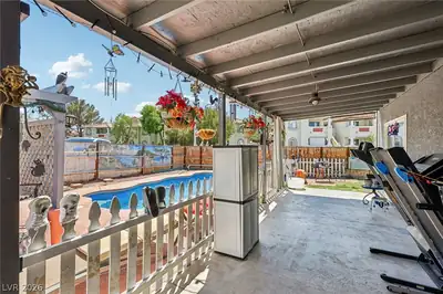 6833 High Bluff Way, Las Vegas, NV 89108 Patio