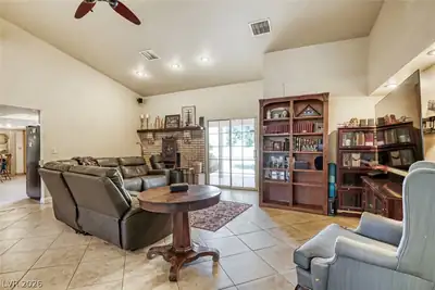 9190 West Fisher Avenue Living Room