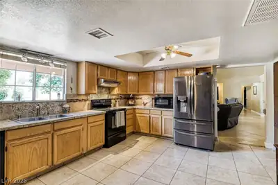 9190 West Fisher Avenue Kitchen