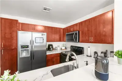 5581 Orchard Lane 150 Kitchen