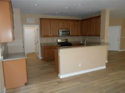 8339 WAYLON, Las Vegas, NV 89178 Kitchen