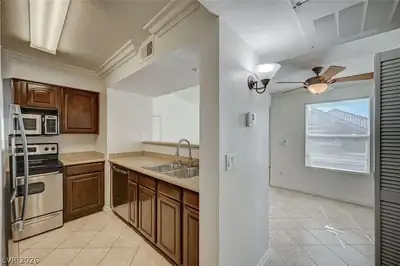 8101 West Flamingo Road 2109, Las Vegas, NV 89147 Kitchen