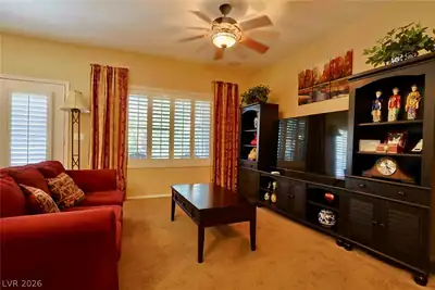 2876 Goldcreek Street, Henderson, NV 89052 Living Room