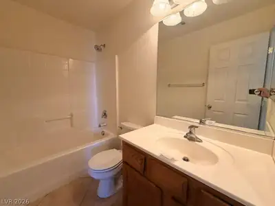 5921 Tamarack Lodge Lane, North Las Vegas, NV 89081 Bathroom