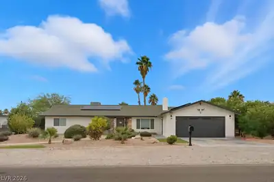 8715 West Hammer Lane Las Vegas, NV 89149