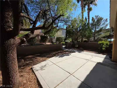 10021 VIA TORO Avenue . Patio