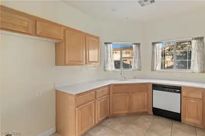 2715 Brinkley Manor Street, Laughlin, NV 89029 Kitchen