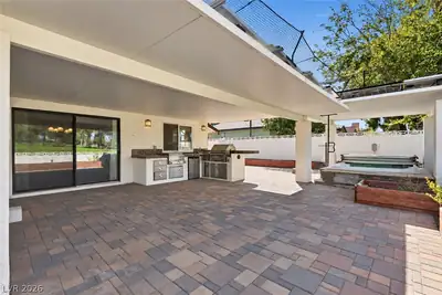 1209 Oak Tree Lane, Las Vegas, NV 89108 Patio