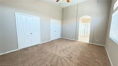 8524 Gold Flash Avenue, Las Vegas, NV 89129 Primary Bathroom