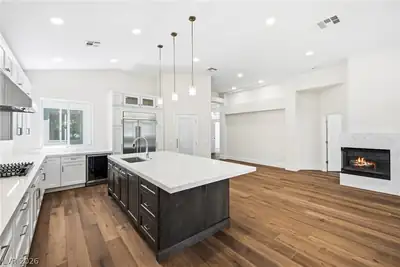 475 Indigo Springs Street, Henderson, NV 89014 Kitchen