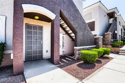 9303 Gilcrease Avenue 1249 Front of Structure
