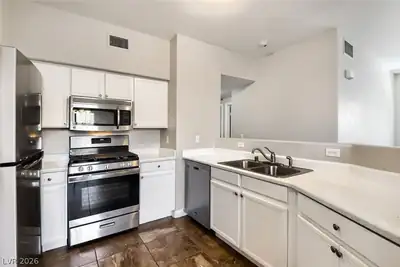 9303 Gilcrease Avenue 1249 Kitchen