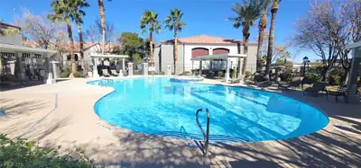 950 SEVEN HILLS Drive 122 Pool