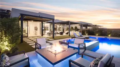 678 Blackrock Rim Drive Henderson, NV 89012
