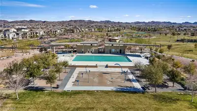 250 Dedication Avenue, Henderson, NV 89011 Pool