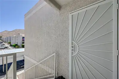 6800 East Lake Mead Boulevard 2091 Entrance Foyer