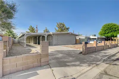 2842 East Webb Avenue, North Las Vegas, NV 89030 Front of Structure