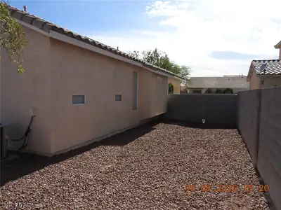 5318 Spring Canyon Street, North Las Vegas, NV 89081 Yard